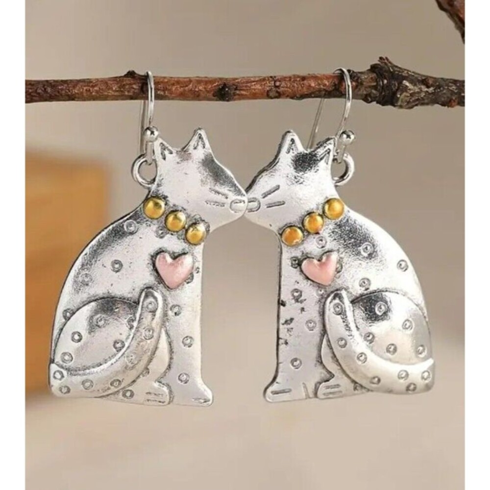925 Silver-Plated Spotted Cat Earrings 1.57" Pink Heart, Gold Collar